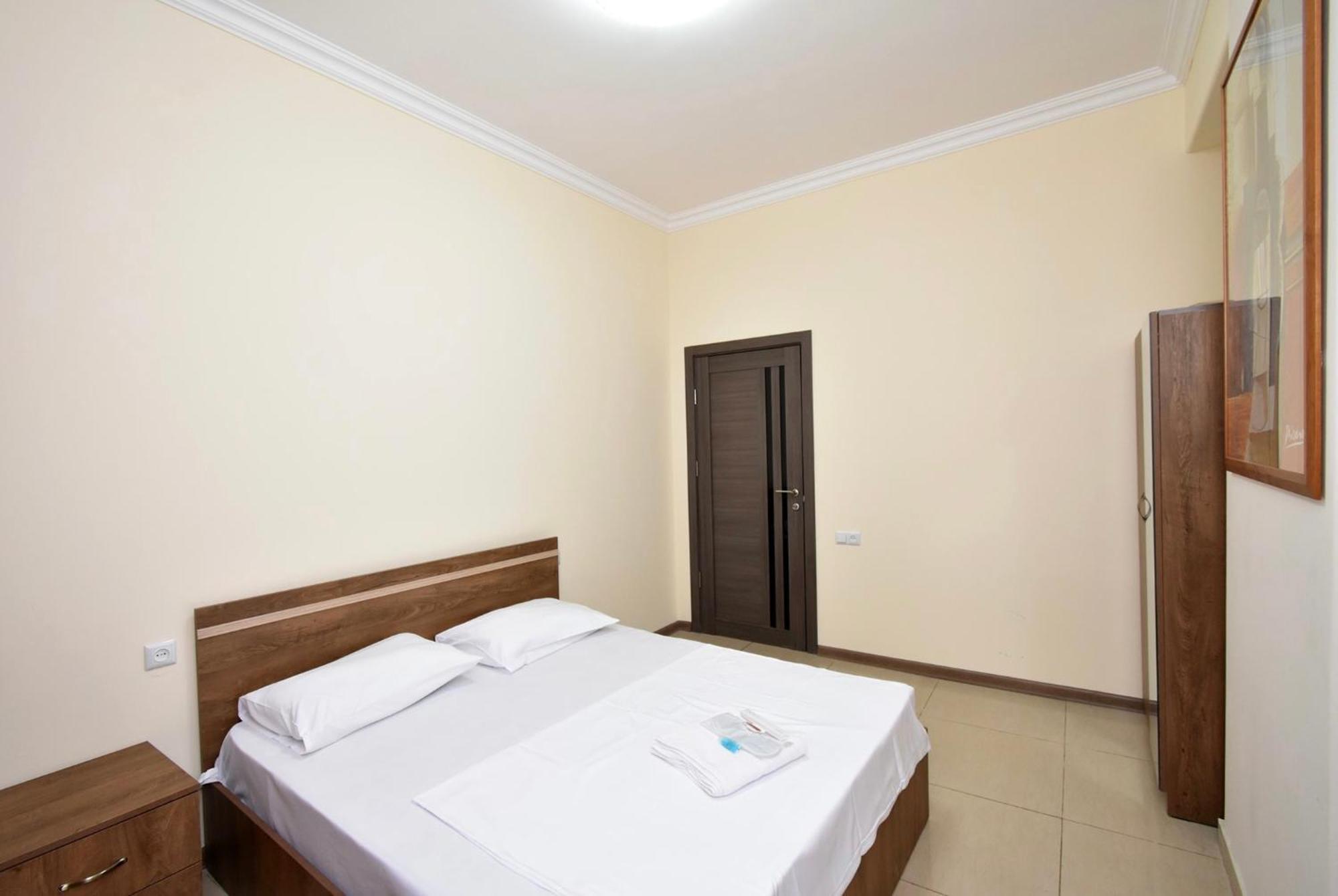 Hotel Costa Erivan Exterior foto